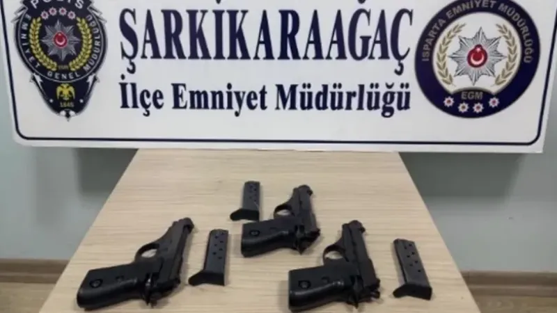 Ruhsatsız silah operasyonu: 2 şüpheli hakkında işlem başlatıldı.