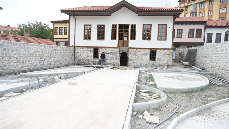 Isparta’da Beyaz Ev Projesi adım adım tamamlanıyor